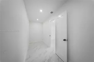 3021 SW 97th Ave, Miami, FL 33165 - Photo 21