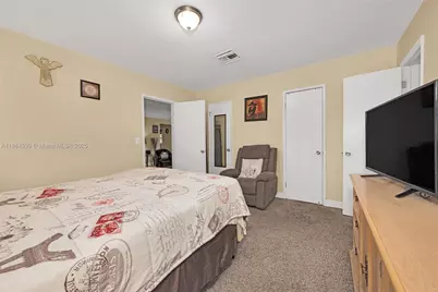 1220 NW 88th St, Miami, FL 33147 - Photo 21