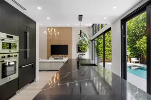 741 NE 80th St, Miami, FL 33138 - Photo 3