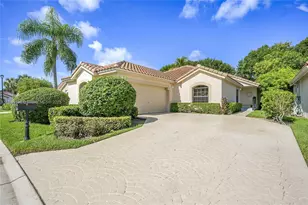 10261 S Lexington Lakes Blvd S, Boynton Beach, FL 33436 - Photo 1