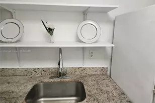 241 SE 9th Ave, Pompano Beach, FL 33060 - Photo 5
