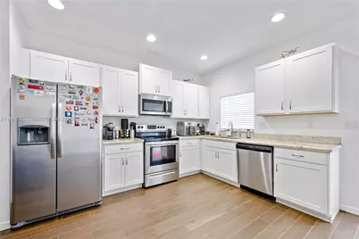 1106 NW 40th Ter #0, Lauderhill, FL 33313 - Photo 3