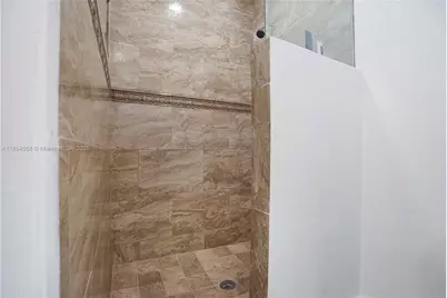 520 NE 175th St, North Miami Beach, FL 33162 - Photo 35