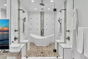 840 S Southlake Dr, Hollywood, FL 33019 - Photo 53