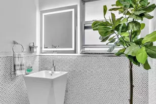 840 S Southlake Dr, Hollywood, FL 33019 - Photo 59