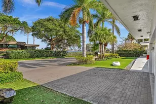 840 S Southlake Dr, Hollywood, FL 33019 - Photo 11