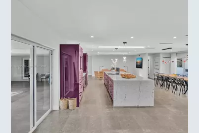 840 S Southlake Dr, Hollywood, FL 33019 - Photo 23