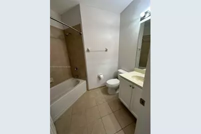 11601 NW 89th St #204, Doral, FL 33178 - Photo 15