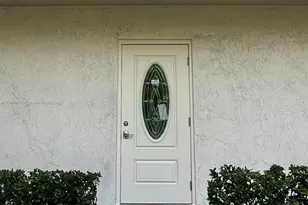 111 S Hollybrook Dr, Pembroke Pines, FL 33025 - Photo 13