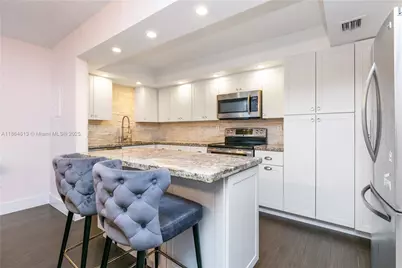 20291 NE 30th Ave #PH-10, Aventura, FL 33180 - Photo 1