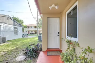 17001 NE 20th Ave, North Miami Beach, FL 33162 - Photo 3