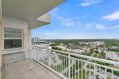 18011 Biscayne Blvd #PH04, Aventura, FL 33160 - Photo 45