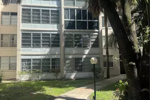 2649 NW 48th Terrace, Lauderdale Lakes, FL 33313 - Photo 21