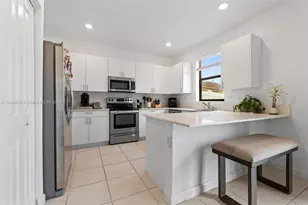 20380 NW 5th Ct, Miami Gardens, FL 33169 - Photo 17