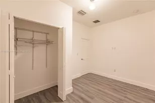 445 NW 77th St, Miami, FL 33150 - Photo 9