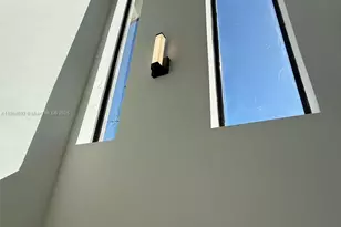 409 SW 1st St, Florida City, FL 33034 - Photo 23