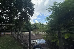 15765 SW 206th Ave, Miami, FL 33187 - Photo 19