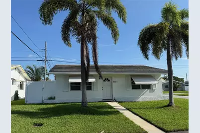 2701 NW 52nd Ct, Tamarac, FL 33309 - Photo 3