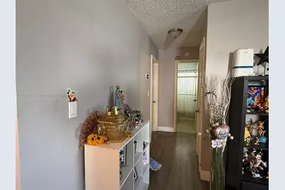 2701 NW 52nd Ct, Tamarac, FL 33309 - Photo 17