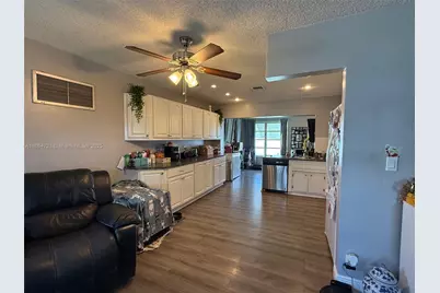 2701 NW 52nd Ct, Tamarac, FL 33309 - Photo 11