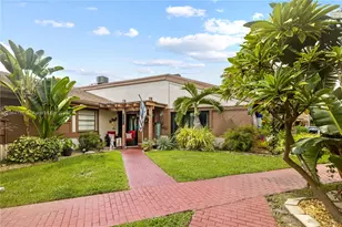 2731 S Parkview Dr, Hallandale Beach, FL 33009 - Photo 1