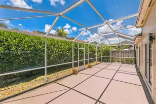 10202 Caracas St, Cooper City, FL 33026 - Photo 15