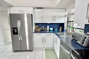 11028 SW 132nd Pl, Miami, FL 33186 - Photo 7