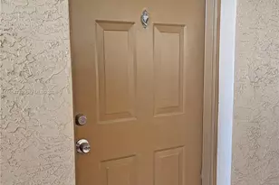 101 SW 117th Ave, Pembroke Pines, FL 33025 - Photo 51