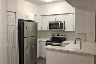 101 SW 117th Ave, Pembroke Pines, FL 33025 - Photo 3