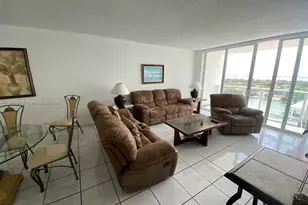 5601 Collins Ave, Miami Beach, FL 33140 - Photo 9