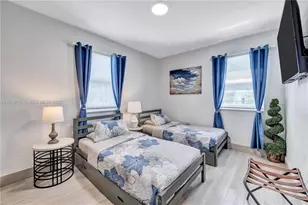 1390 NE 150th St, Miami, FL 33161 - Photo 19