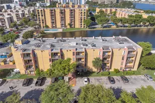 4709 NW 7th St, Miami, FL 33126 - Photo 29