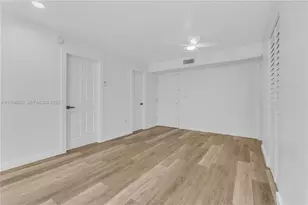 4709 NW 7th St, Miami, FL 33126 - Photo 33