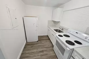 1924 SW 9th St, Miami, FL 33135 - Photo 13