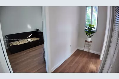 2558 NE 41st Ave, Homestead, FL 33033 - Photo 15