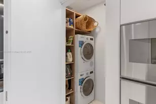 300 Biscayne Blvd Way, Miami, FL 33131 - Photo 35