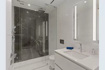 300 Biscayne Blvd Way #2505, Miami, FL 33131 - Photo 33