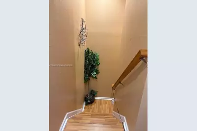 2753 NW 13th St, Pompano Beach, FL 33069 - Photo 9