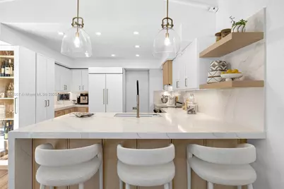 200 W McIntyre St, Key Biscayne, FL 33149 - Photo 17