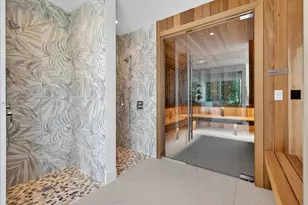 700 NE 24th St, Miami, FL 33137 - Photo 33