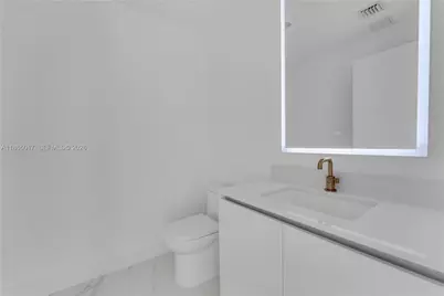 700 NE 24th St #1407, Miami, FL 33137 - Photo 15