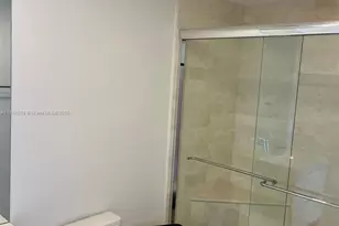 17111 Biscayne Blvd, North Miami Beach, FL 33160 - Photo 15