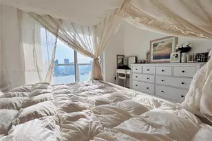 50 Biscayne Blvd, Miami, FL 33132 - Photo 17