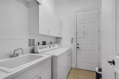 3617 Royalle Ter, Wellington, FL 33449 - Photo 25