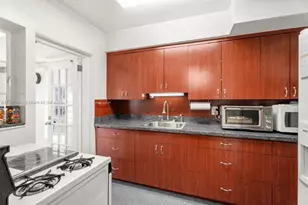 435 NW 100th Terrace, Miami, FL 33150 - Photo 5