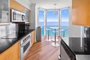 6365 Collins Ave, Miami Beach, FL 33141 - Photo 13