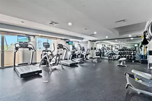 2001 N Ocean Blvd, Fort Lauderdale, FL 33305 - Photo 25