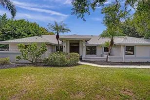 15365 Meadow Wood Dr, Wellington, FL 33414 - Photo 3