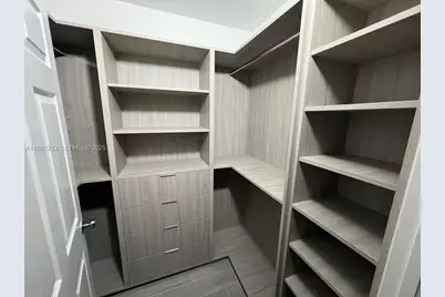 6301 Collins Ave #3002, Miami Beach, FL 33141 - Photo 23