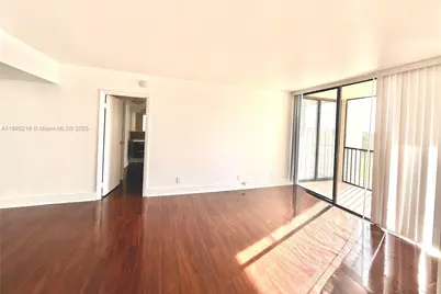 20335 W Country Club Dr #502, Aventura, FL 33180 - Photo 17